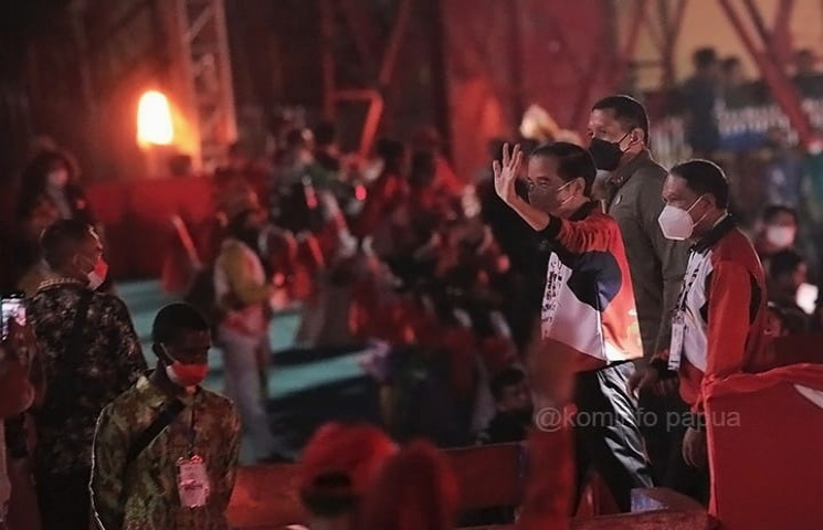 Peparnas XVI Ditutup, Papua Juara Umum